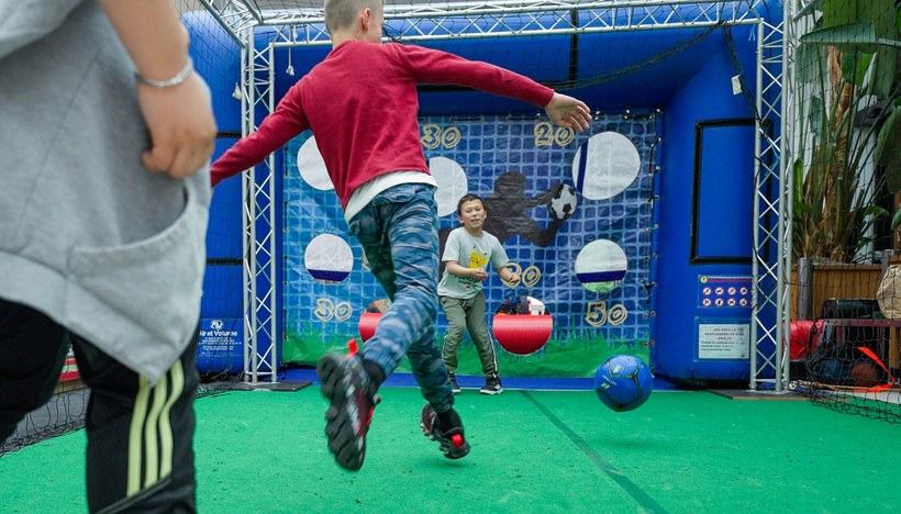 Challenge football sur structure gonflable